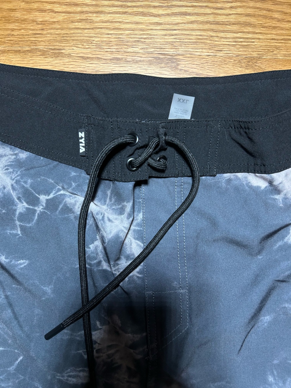 ZYIA Men’s Black & Gray Tie-Dye Swim Shorts Size XXL - Picture 4 of 9